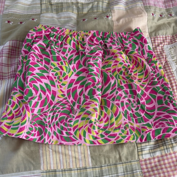 Lilly Pulitzer Pink and Green Swirl Mini Skirt - girls size 10 - Picture 5 of 5